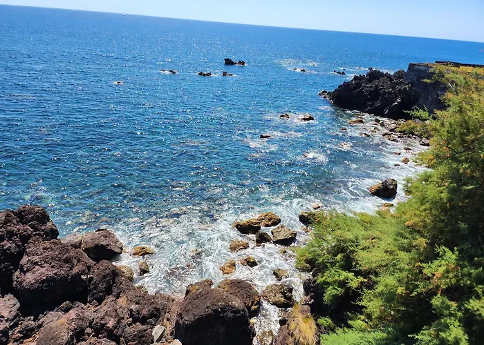 Ocean's Edge * Horta (Azores)