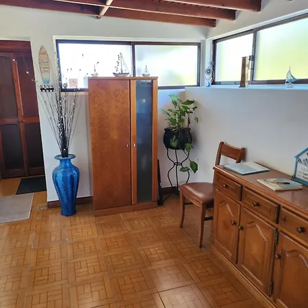 Ocean's Edge Semesterbostad Horta (Azores)